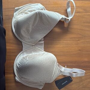 Natori White T-Shirt Bra with Molded Cups